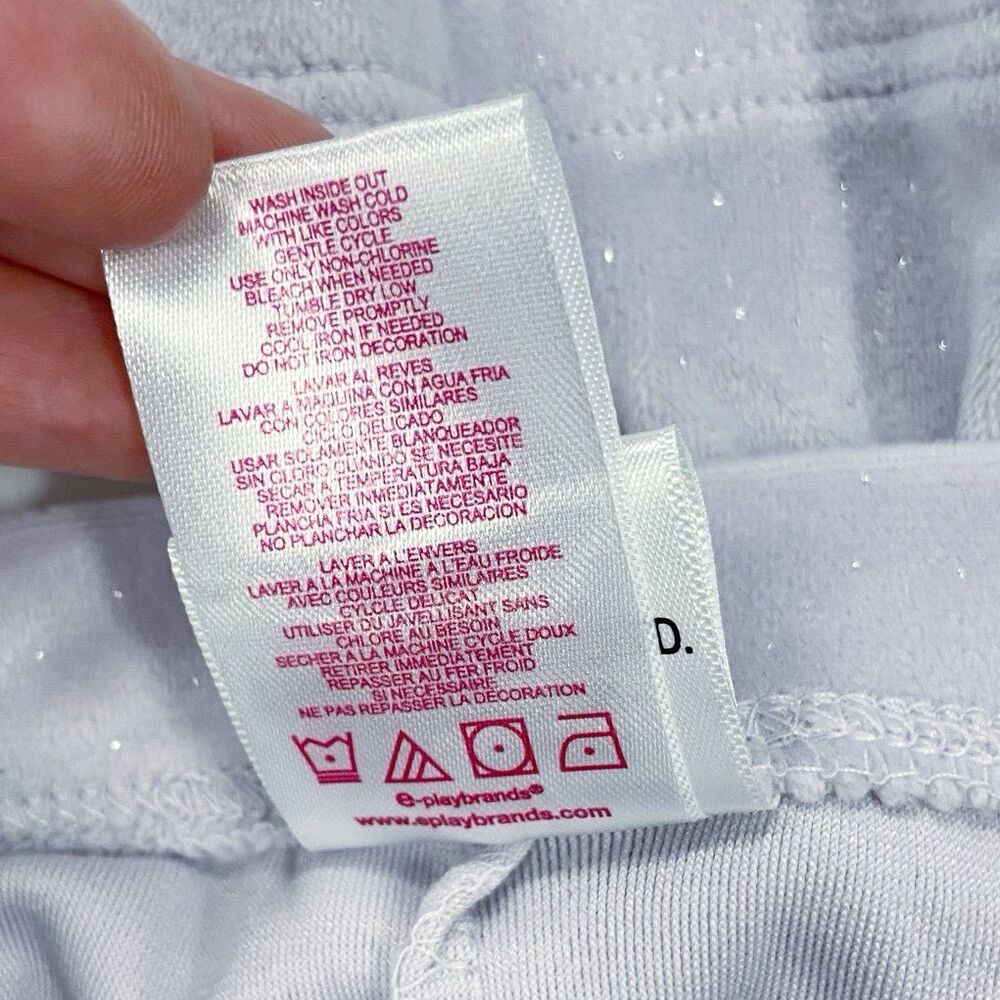 Hello Kitty Little Girls 2 Pc. Velour Sweatshirt Pants Outfit Set Lavender 18M - Picture 5 of 12